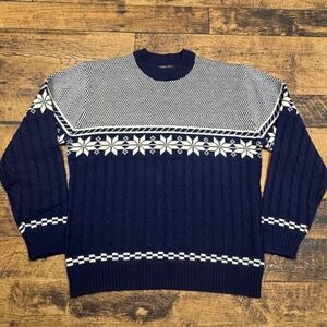 JCPenney Mens Size L Navy White Snowflake Fair Isle Cable Knit Sweater